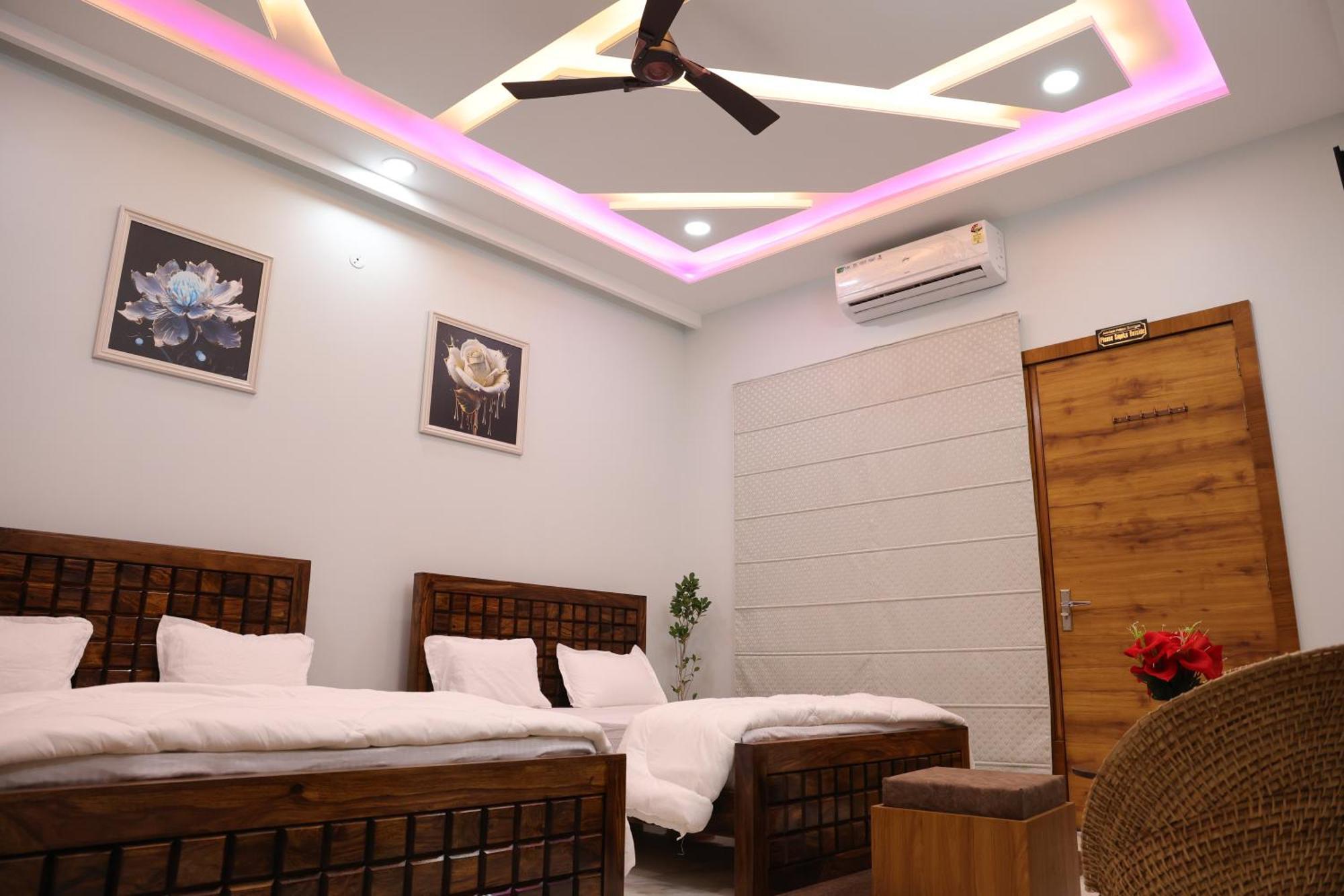 Amritam Palace A Luxury Ac Home Stay Ringas ภายนอก รูปภาพ