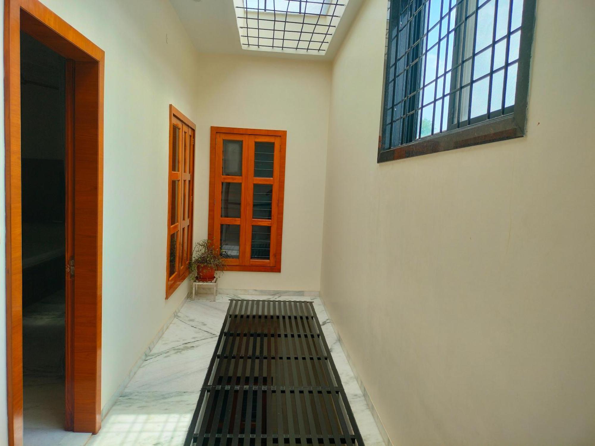 Amritam Palace A Luxury Ac Home Stay Ringas ภายนอก รูปภาพ