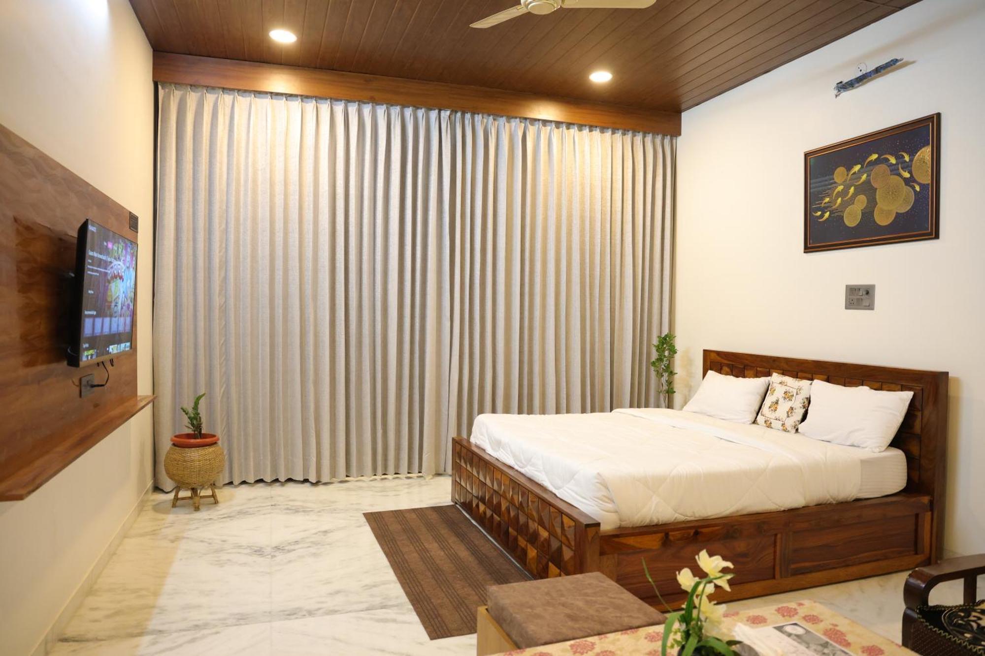 Amritam Palace A Luxury Ac Home Stay Ringas ภายนอก รูปภาพ