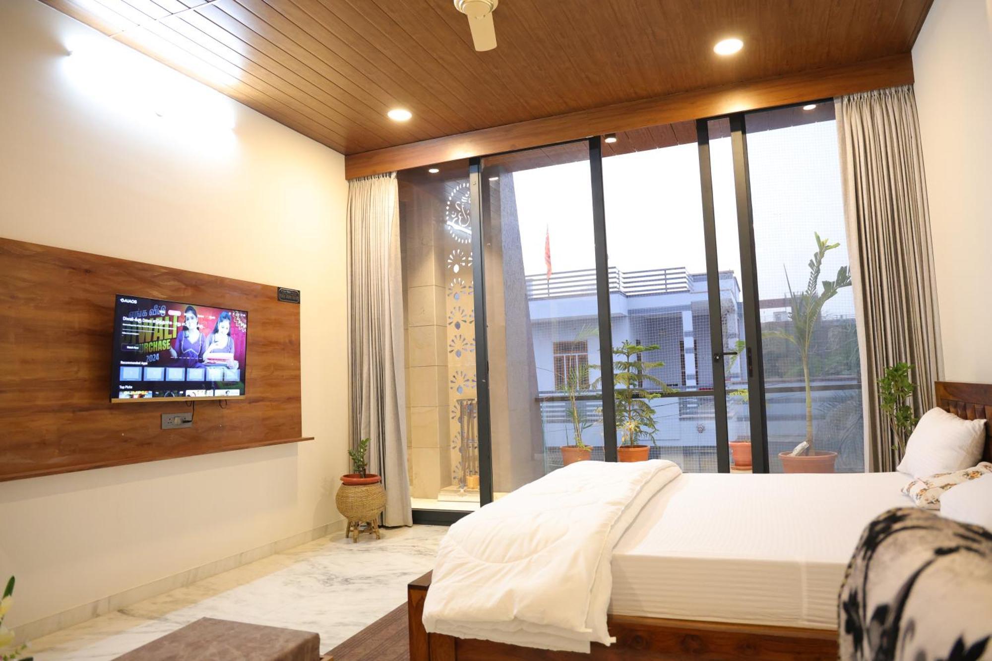 Amritam Palace A Luxury Ac Home Stay Ringas ภายนอก รูปภาพ